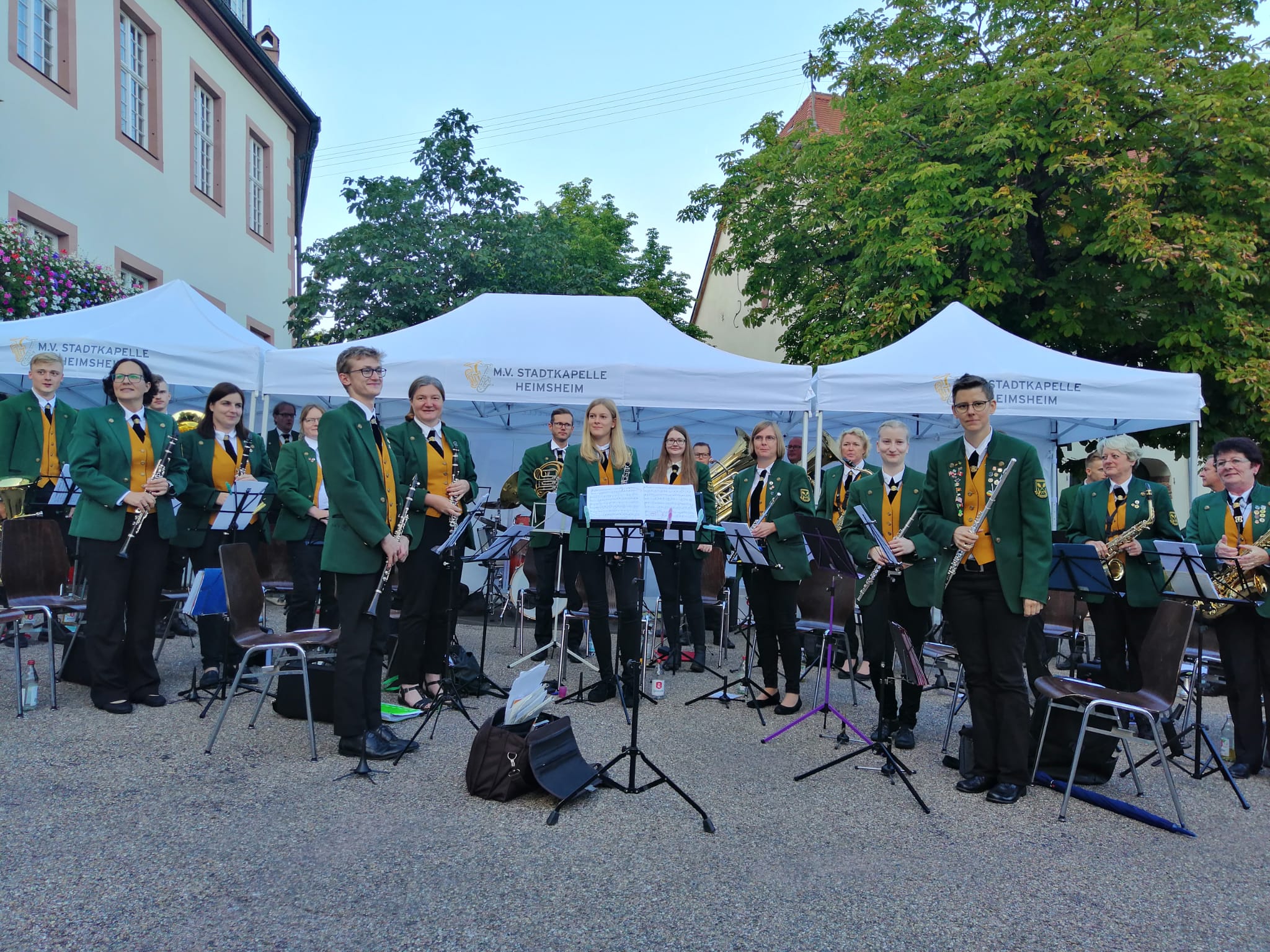 Read more about the article „Musik am Schloss“ bringt die Musik zurück auf den Schlosshof